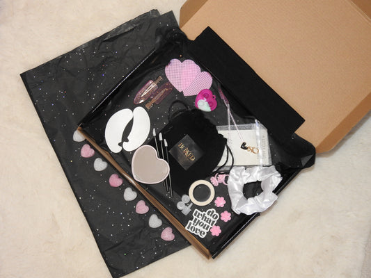 ✨Monthly Essential Lash Tech Box✨